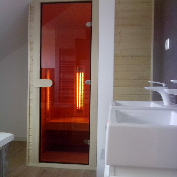 interiérová sauna na mieru v kúpeľni