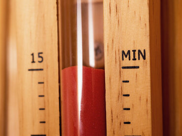 časomer na meranie času stráveného v saune