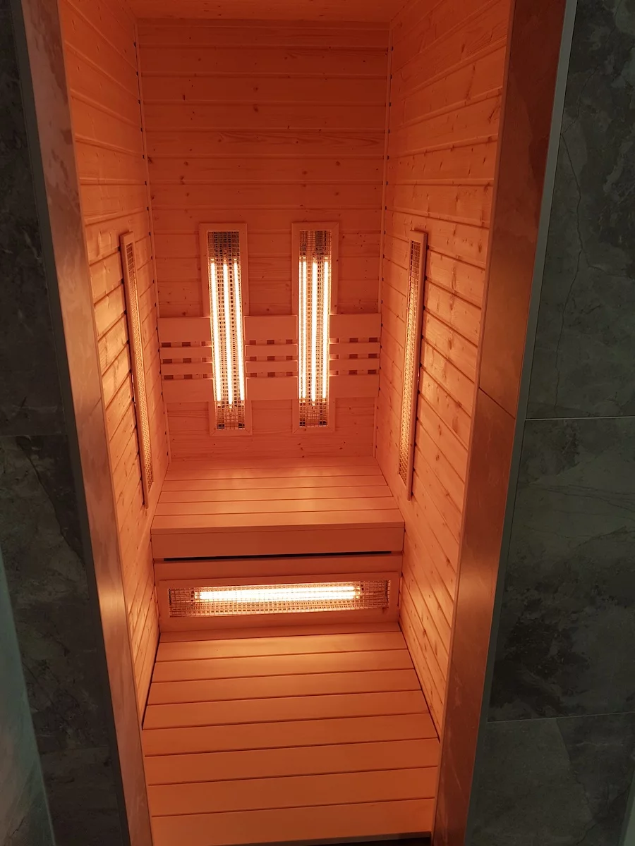 Kombinovaná infrasauna Kombinovaná infrasauna