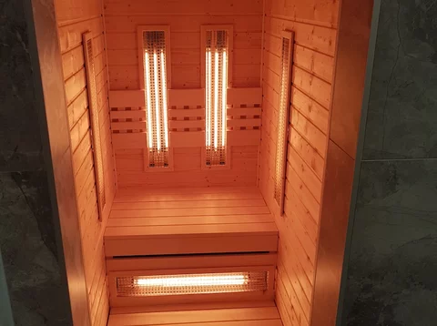 Kombinovaná infrasauna Kombinovaná infrasauna
