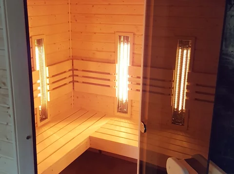 Kombinovaná sauna - fínska sauna a infrasauna Kombinovaná sauna - fínska sauna a infrasauna