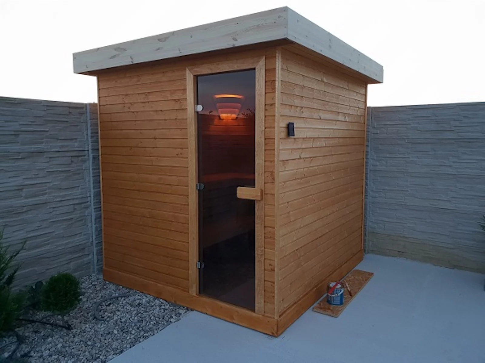 Kombinovaná sauna - fínska sauna a infrasauna Kombinovaná sauna - fínska sauna a infrasauna