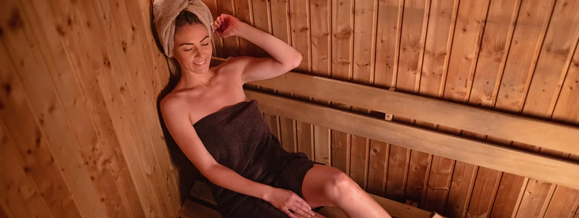 žena v saune